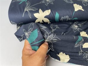 Viscosejersey - smukke blomster på marine bund, med fejl, rest på 2 m